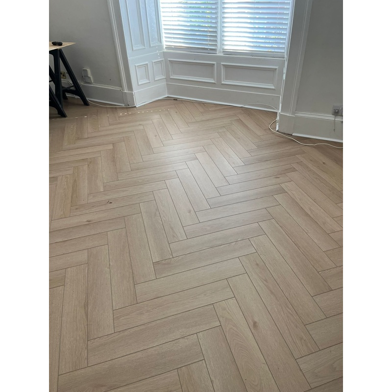 Estate 5.0mm Herringbone Waterproof Click Vinyl