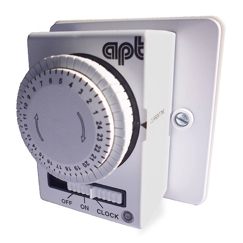 APT Immersion Heater Controller/Timeclock (Suevia)