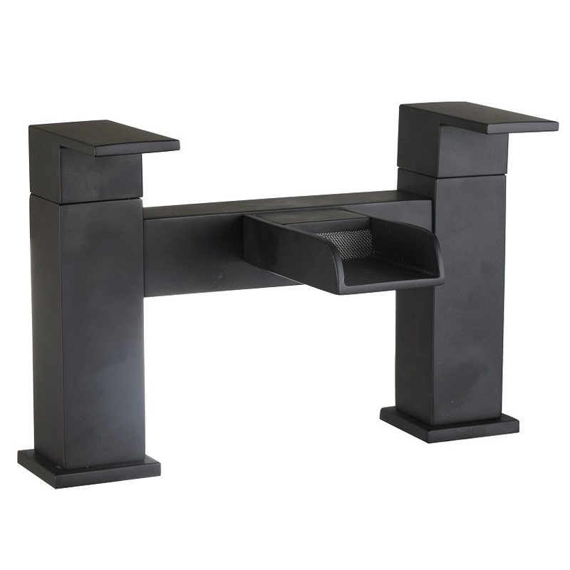 Bingley Black Bath Filler